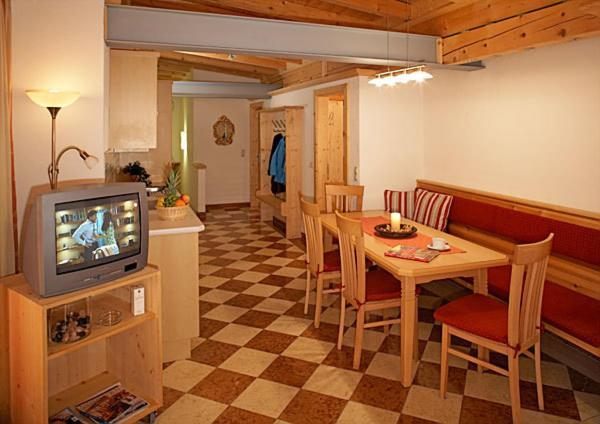 Apartehart St. Anton am Arlberg Zimmer foto